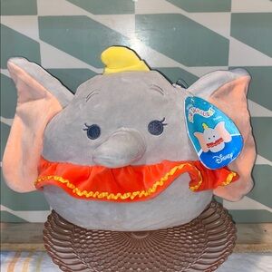 NWT DISNEY DUMBO 8“ / 9“ SQUISHMALLOWS